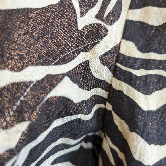 🆕️Pamela McCoy Linen Glittering Bronze animal print coat - Picture 2 of 8